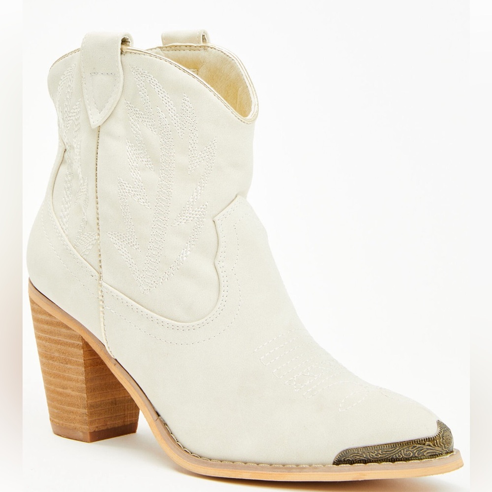 Very Volatile Womens Taylor Heeled Booties SIZE: 8 COLOR: WHITE/OFF WHITE